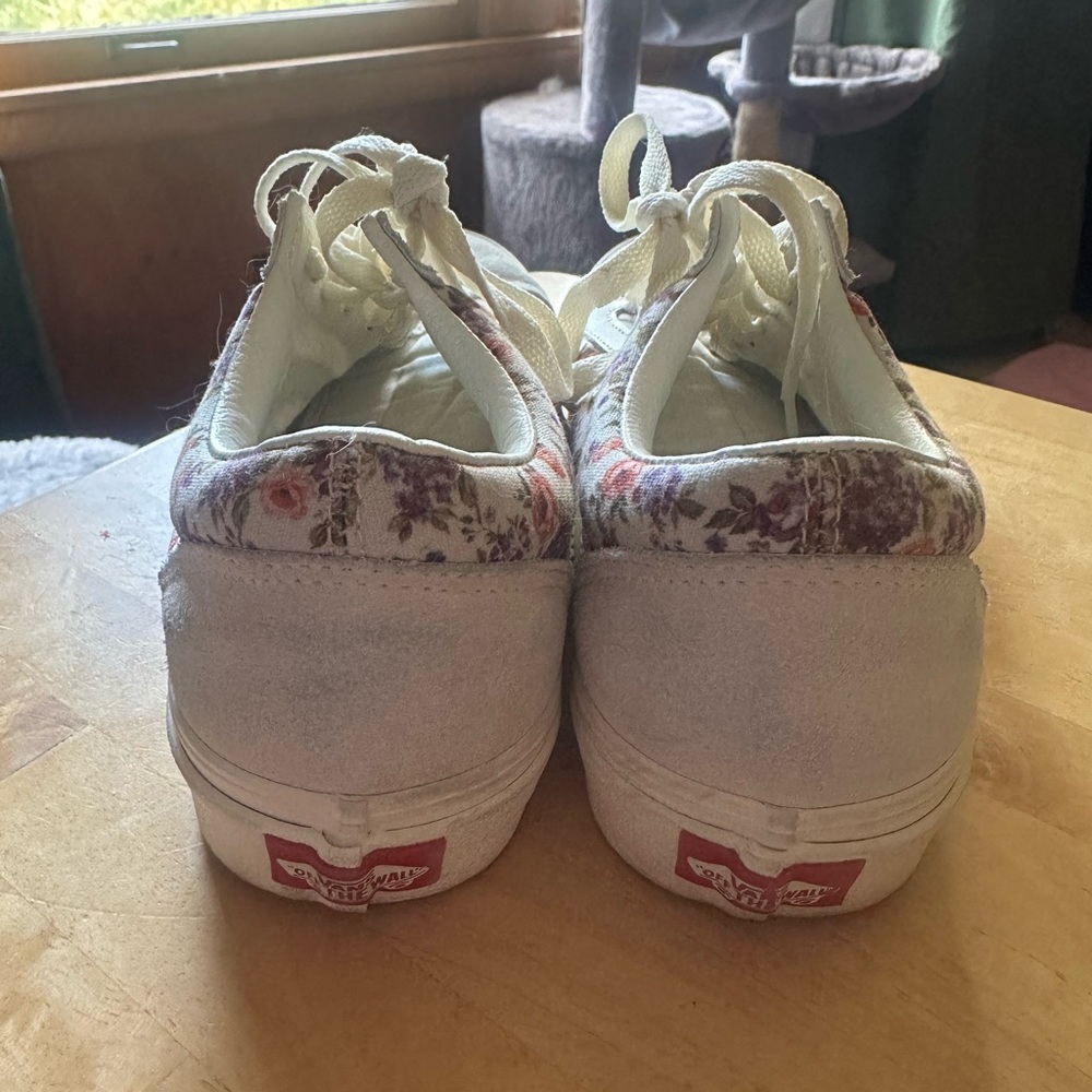 Floral Vans Sneakers 🌺 - Picture 6 of 8